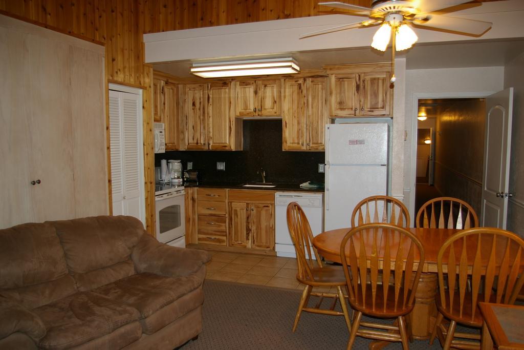 Multi Resorts At Bear Lake Garden City Chambre photo
